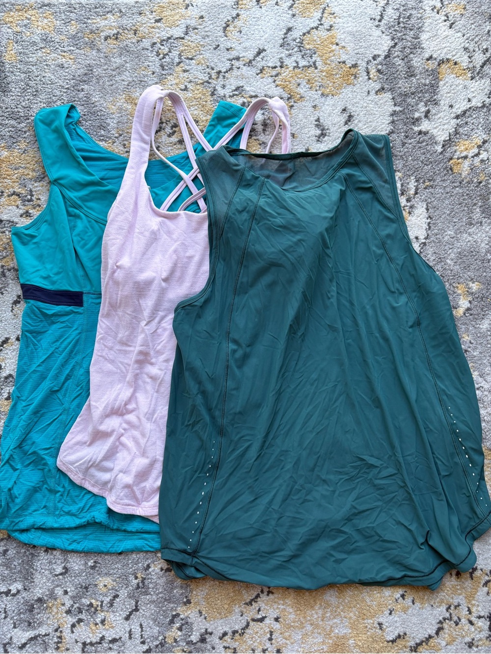 BUNDLE Lululemon | Sleeveless Workout Tops| Size 8| Og +$180